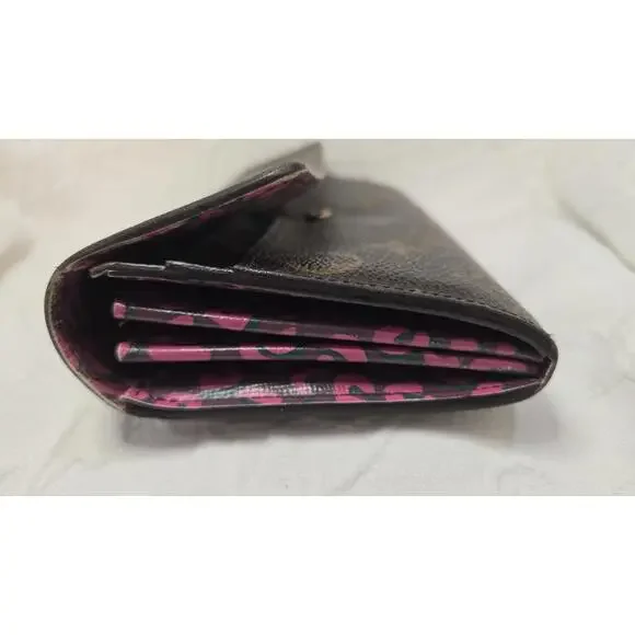 Louis Vuitton Monogram Sarah Wallet – Limited Edition Leopard Print Interior
